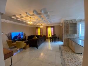 Fully Furnished 2 Bedroom Apartment in Dzorwulu, Accra