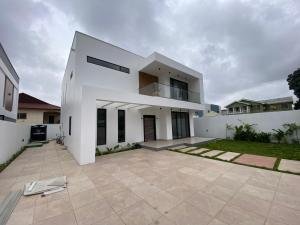 3 Bedroom Townhouse For Sale in East Airport, Accra